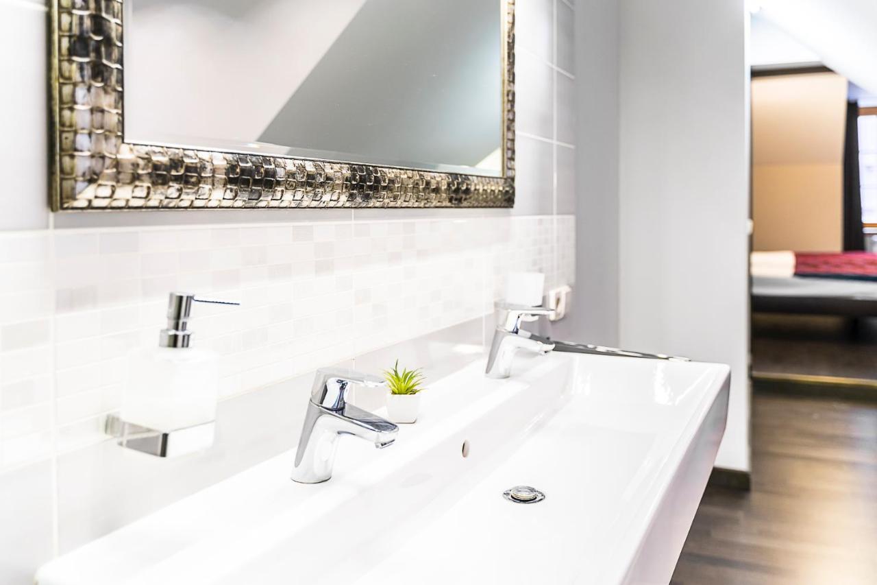 Winwinstay Apartments In Heart Of Old Town Riga Bagian luar foto